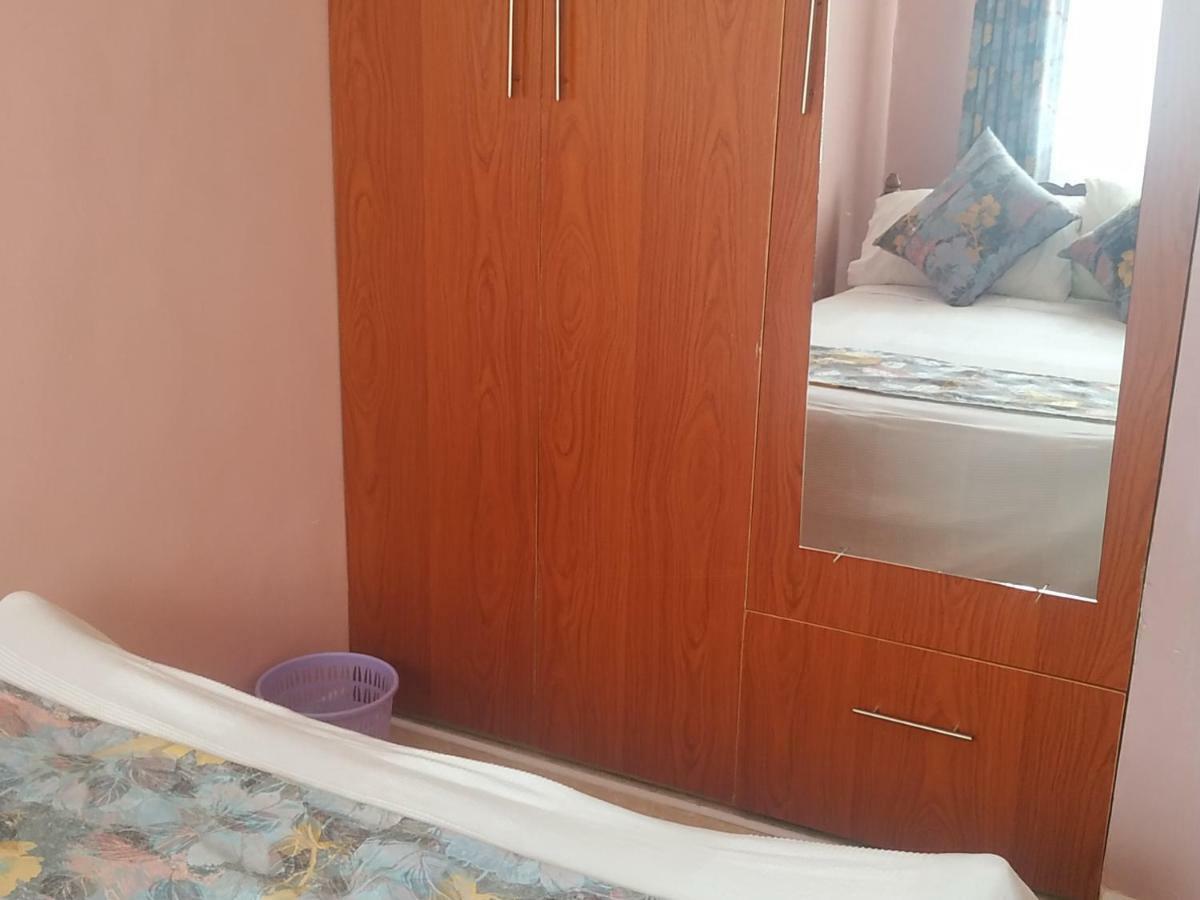 The Rhine Guest House - Элдорет Экстерьер фото